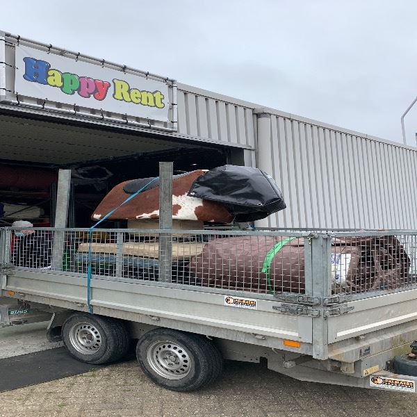 Rodeo springkussen: Test je behendigheid en blijf zitten als een cowboy Afbeelding van een rodeo springkussen: Daag jezelf uit met een wilde rodeorit
